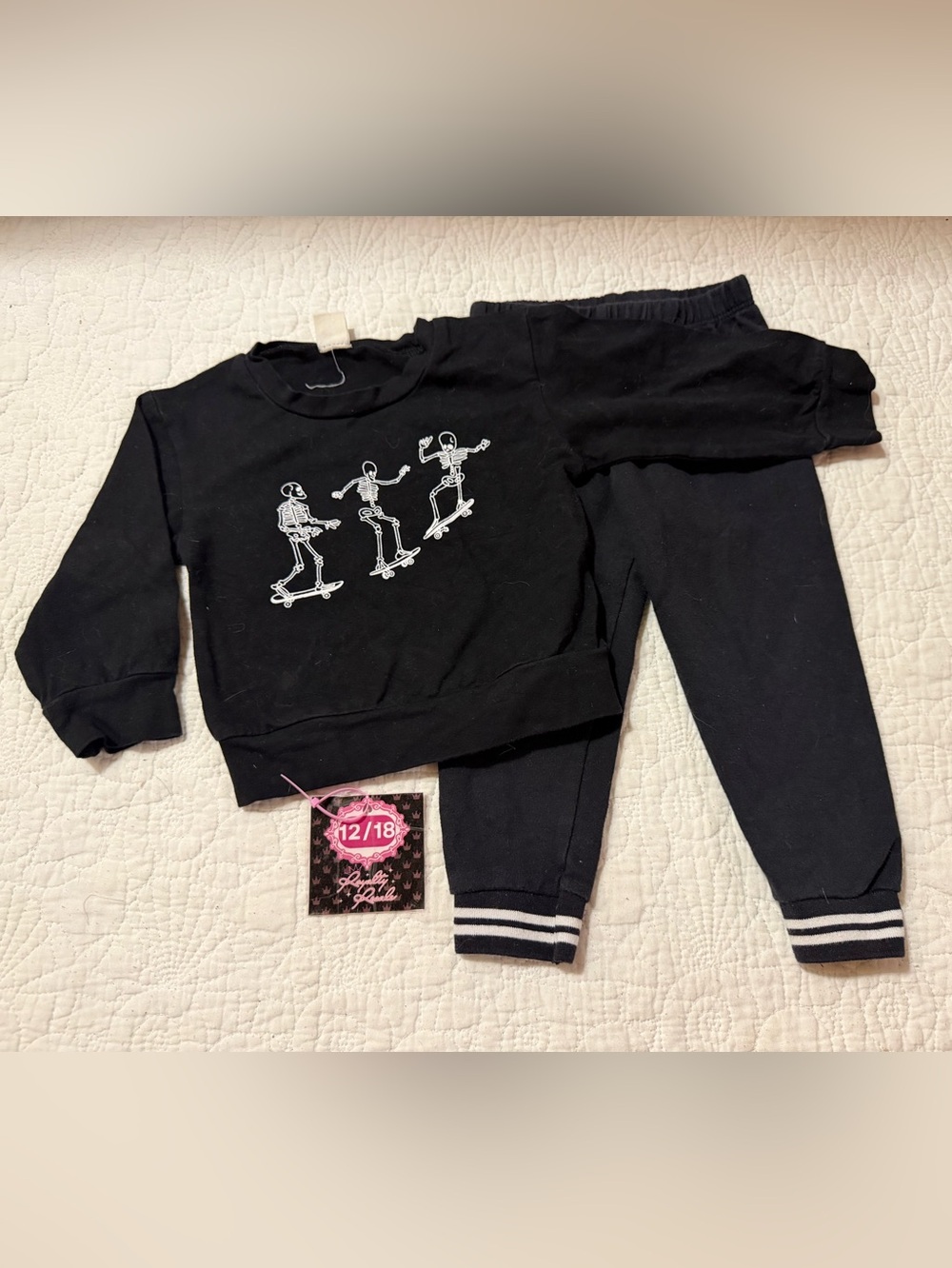 Kids Matching Set - Black Skeleton Skateboard Sweatshirt & Pants